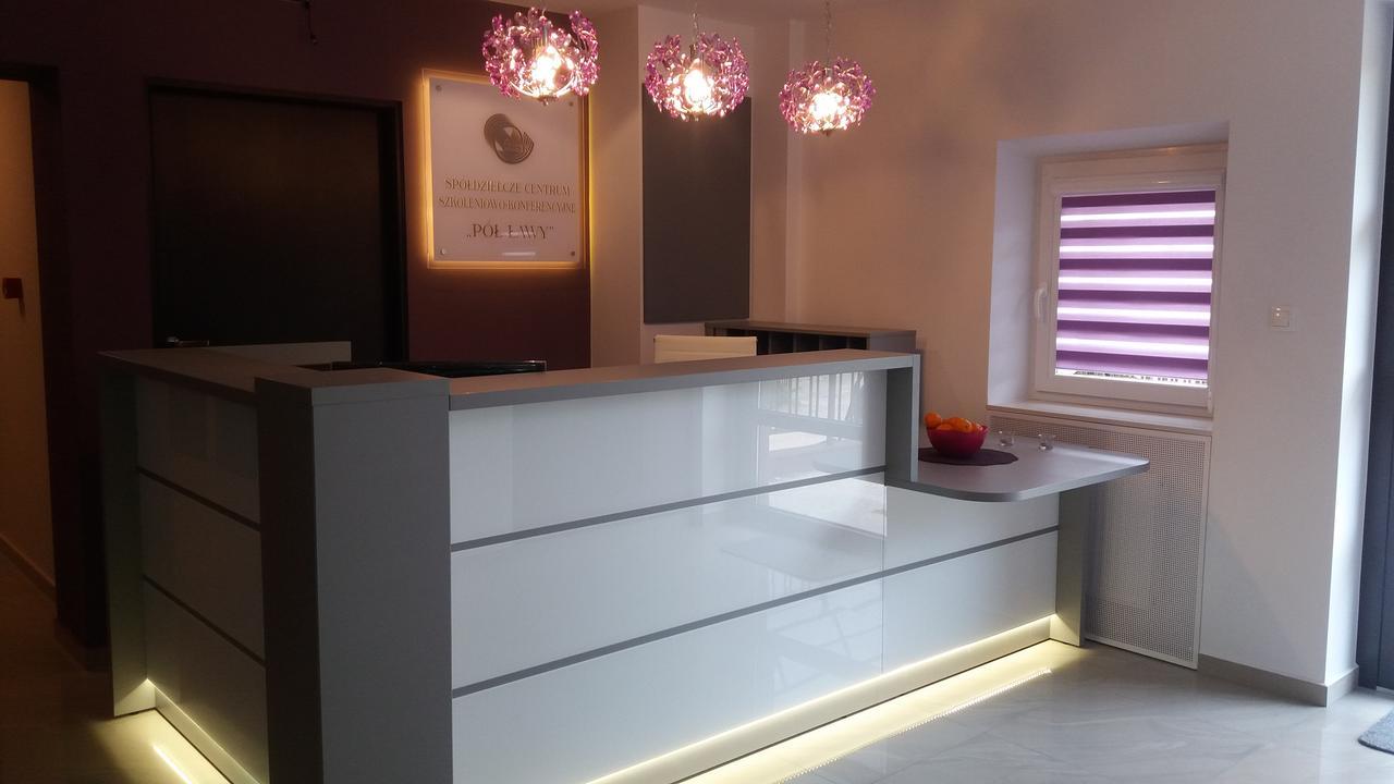 Scsk Pol Lawy Hotel Pulawy Ngoại thất bức ảnh