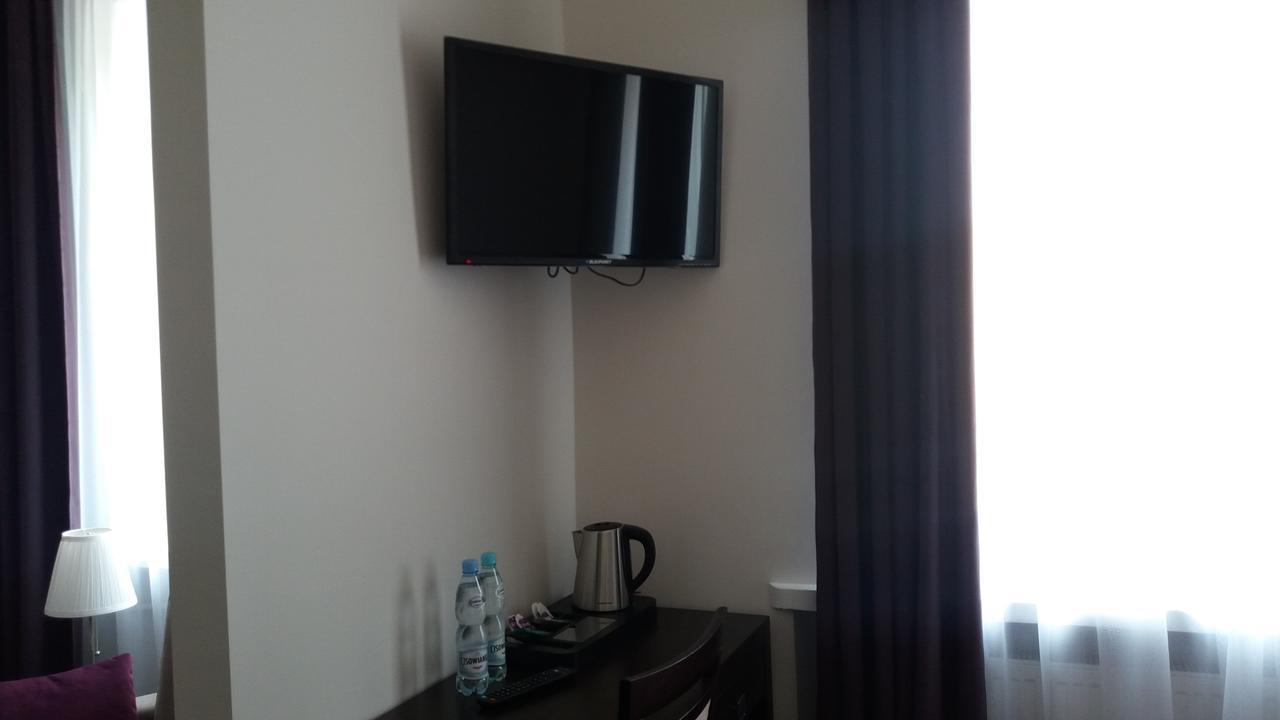 Scsk Pol Lawy Hotel Pulawy Ngoại thất bức ảnh