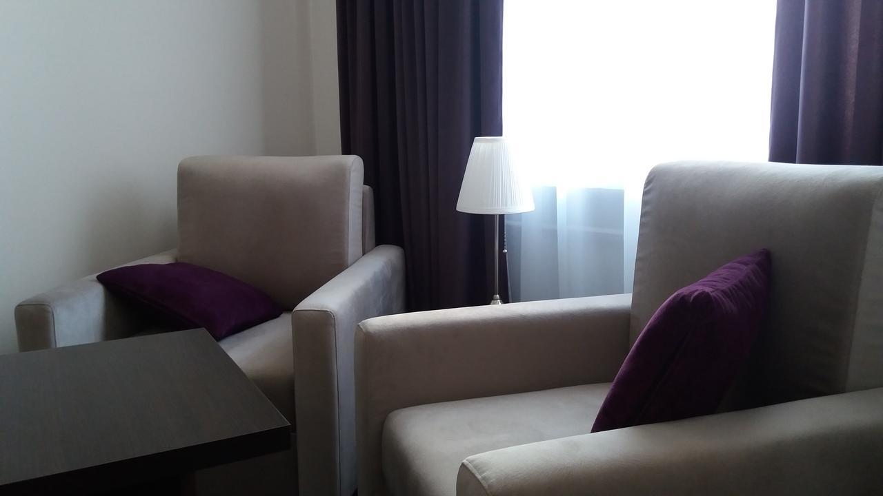 Scsk Pol Lawy Hotel Pulawy Ngoại thất bức ảnh